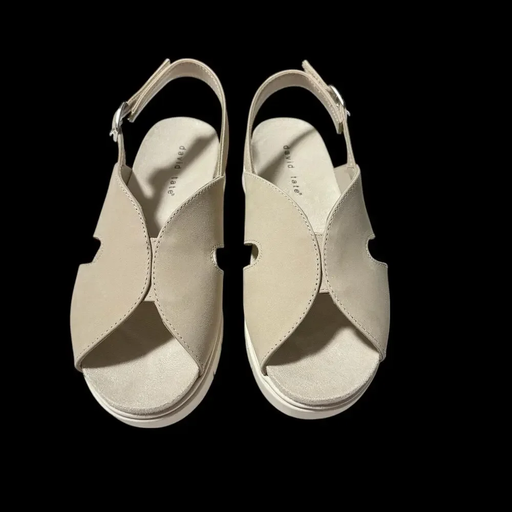 David Tate Madona Women Beige sandals adjustable slingback SZ/ 7 Wide